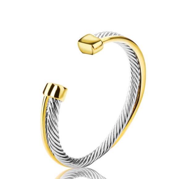 Open Bangle Bracelet New - Picture 1 of 5